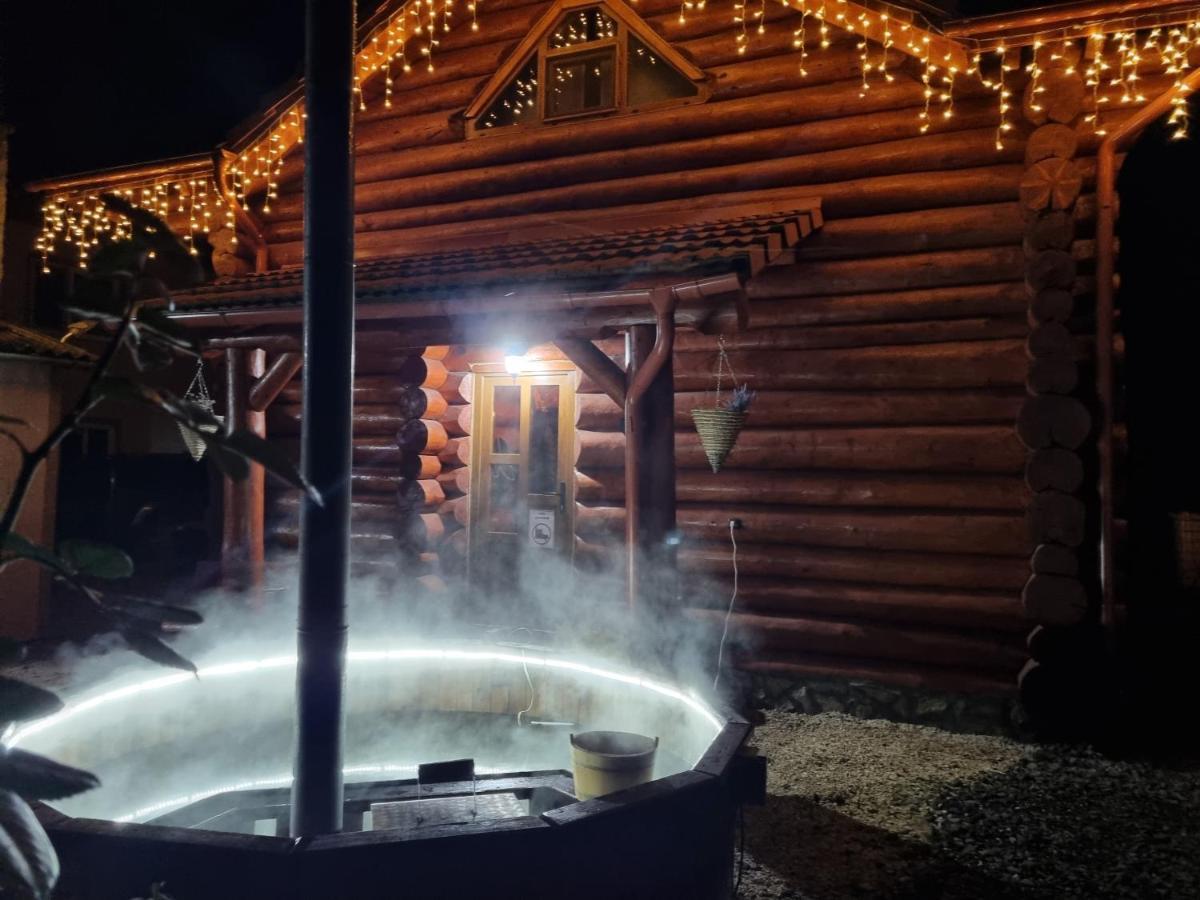 Cazare Casa Suw Toplita Magherus Buitenkant foto
