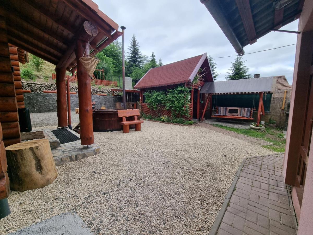 Cazare Casa Suw Toplita Magherus Buitenkant foto